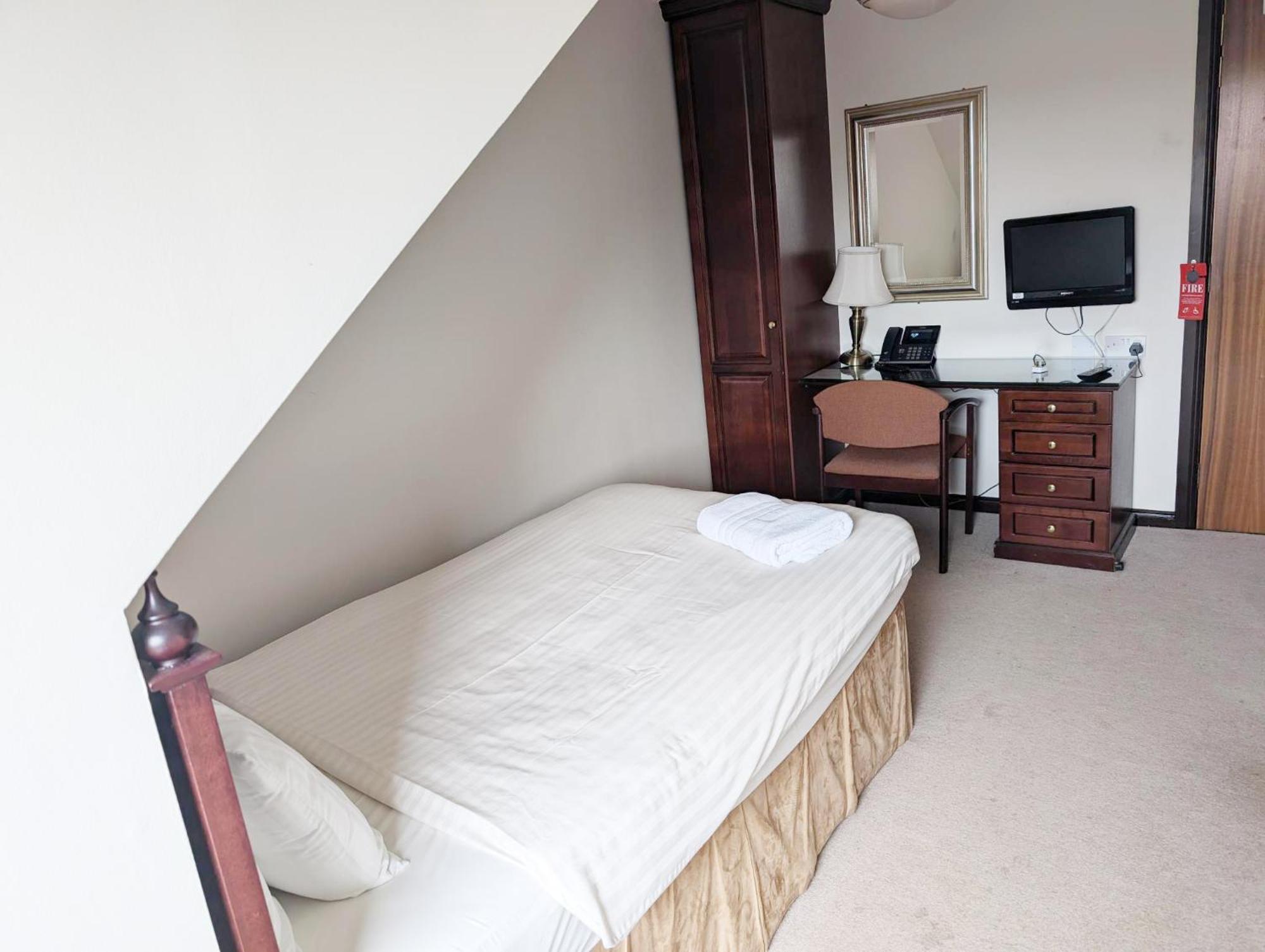 Strathburn Hotel Inverurie By Compass Hospitality Εξωτερικό φωτογραφία