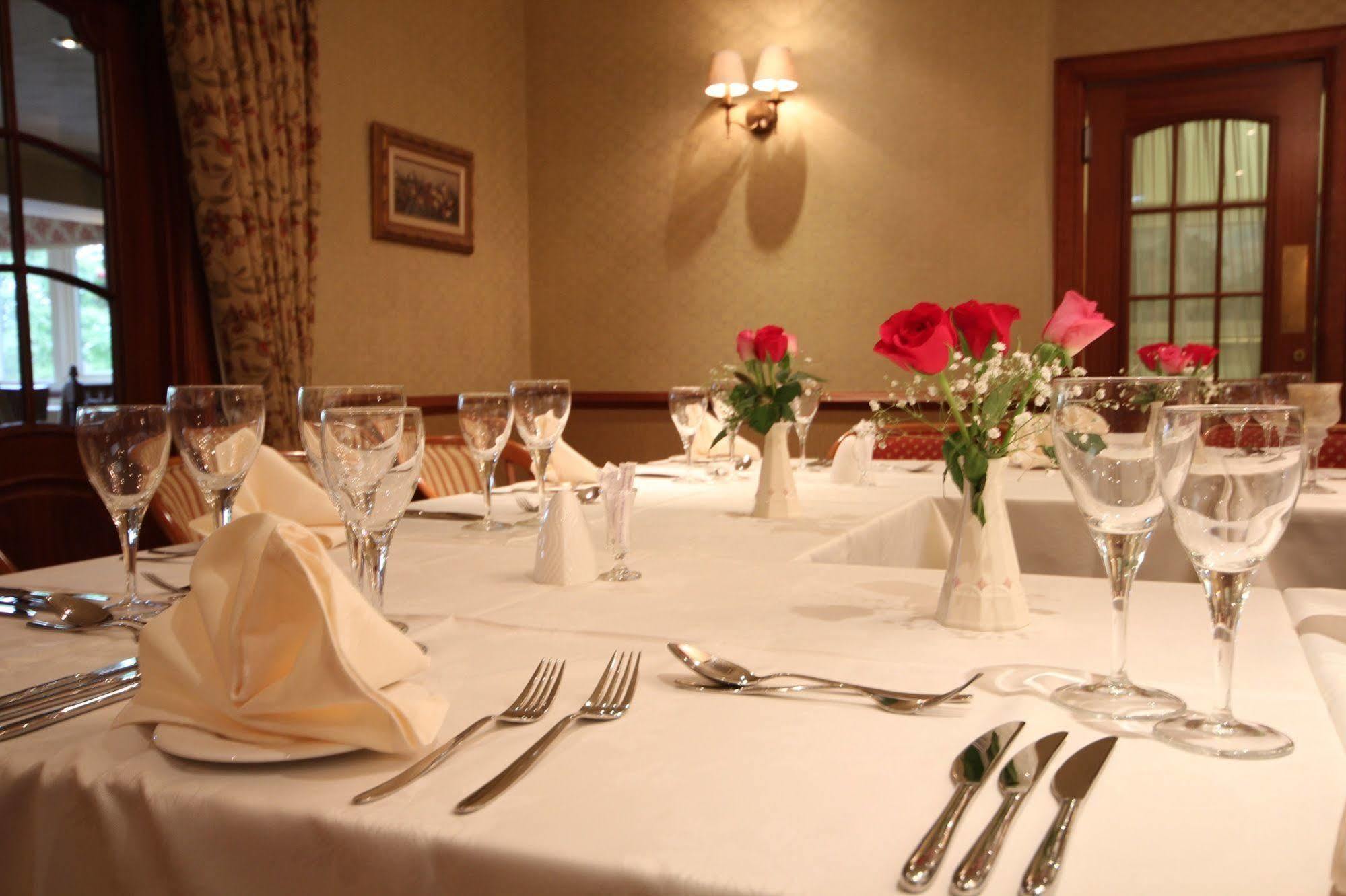 Strathburn Hotel Inverurie By Compass Hospitality Εξωτερικό φωτογραφία
