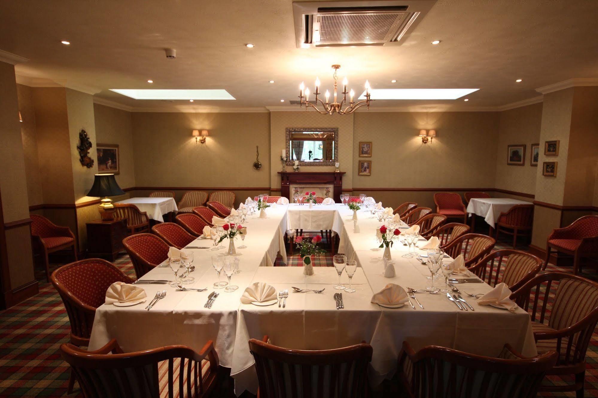 Strathburn Hotel Inverurie By Compass Hospitality Εξωτερικό φωτογραφία