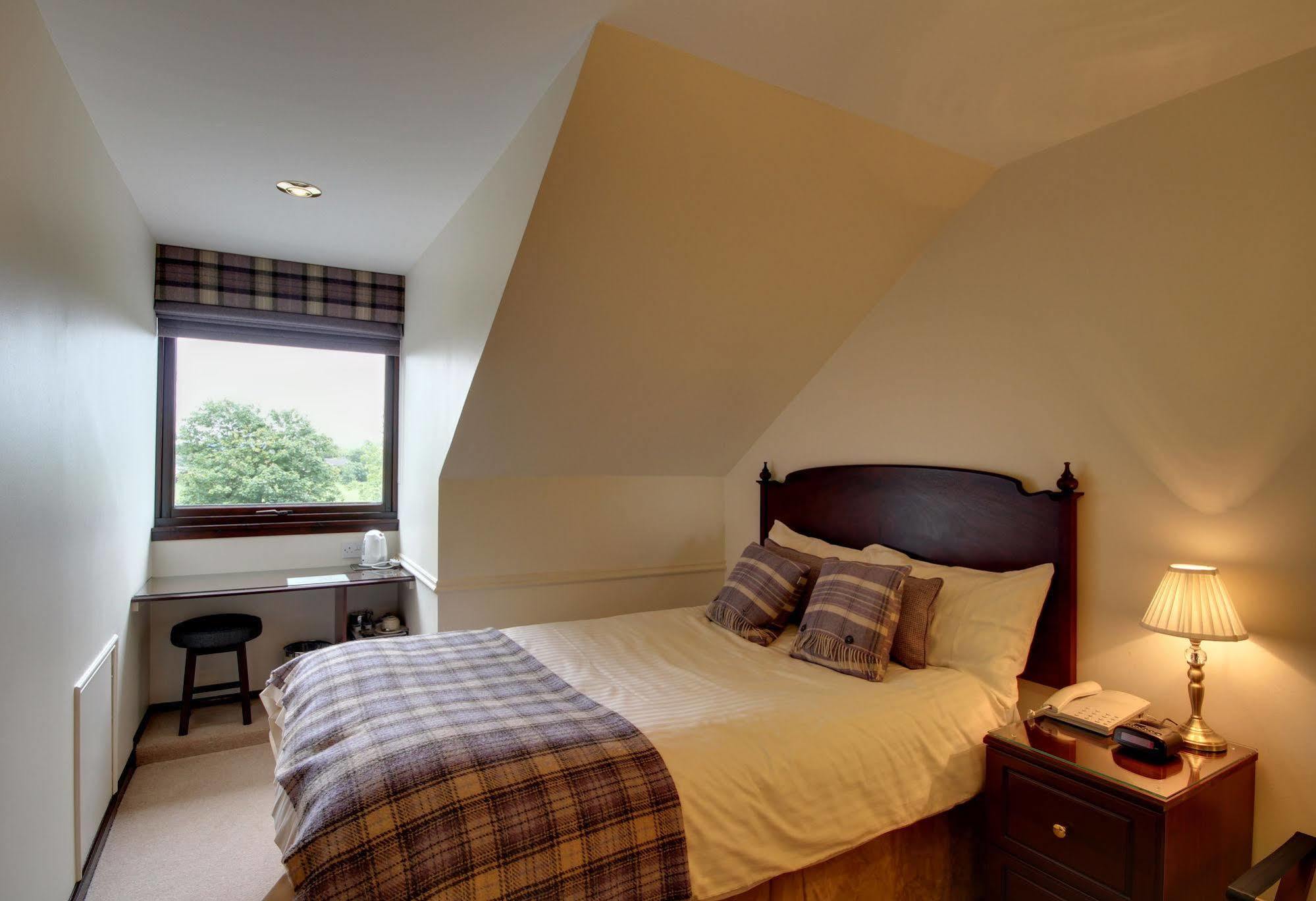 Strathburn Hotel Inverurie By Compass Hospitality Εξωτερικό φωτογραφία