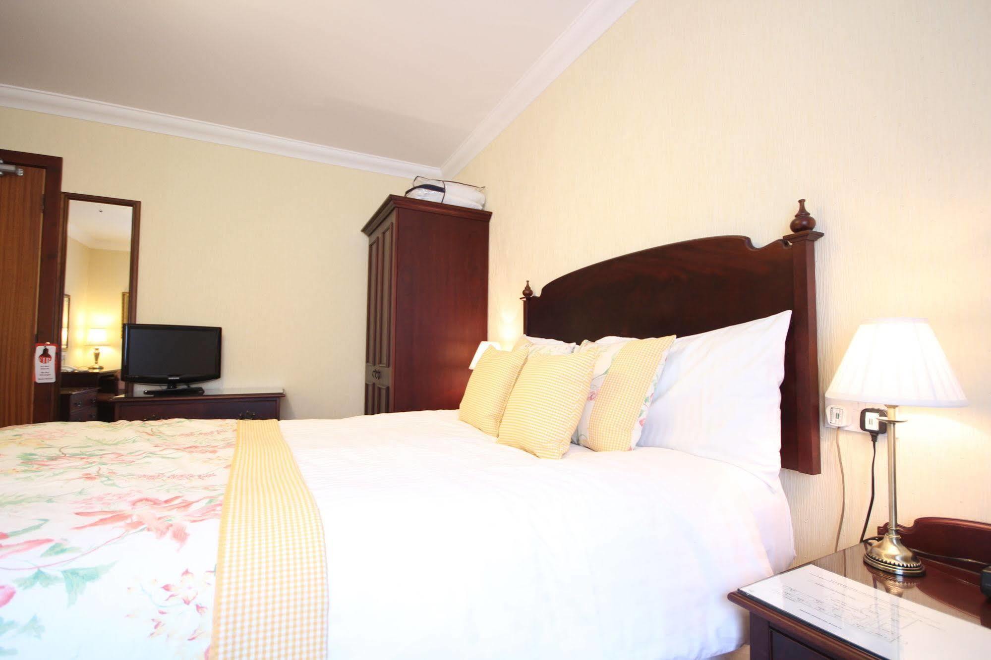 Strathburn Hotel Inverurie By Compass Hospitality Εξωτερικό φωτογραφία