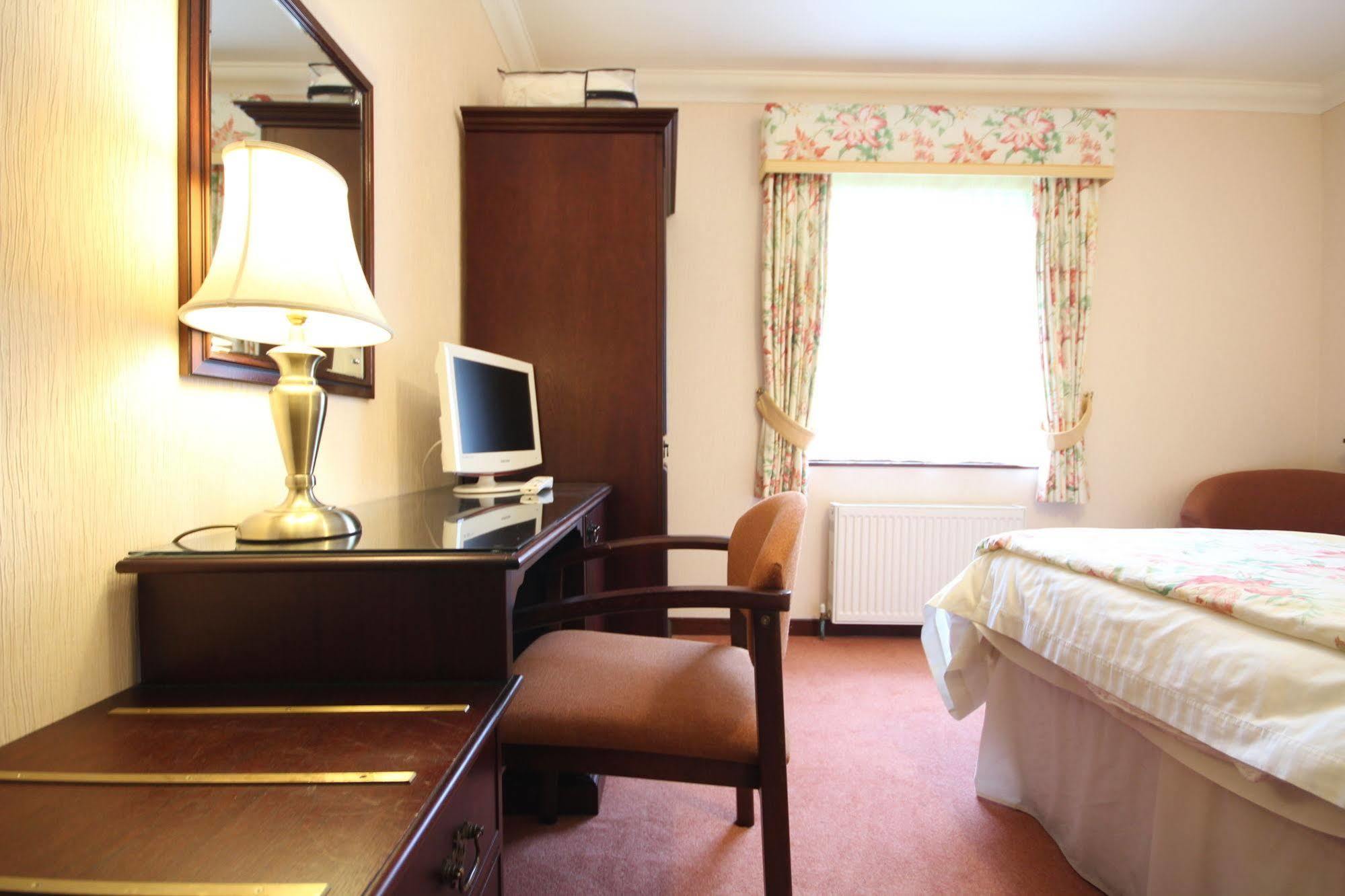 Strathburn Hotel Inverurie By Compass Hospitality Εξωτερικό φωτογραφία